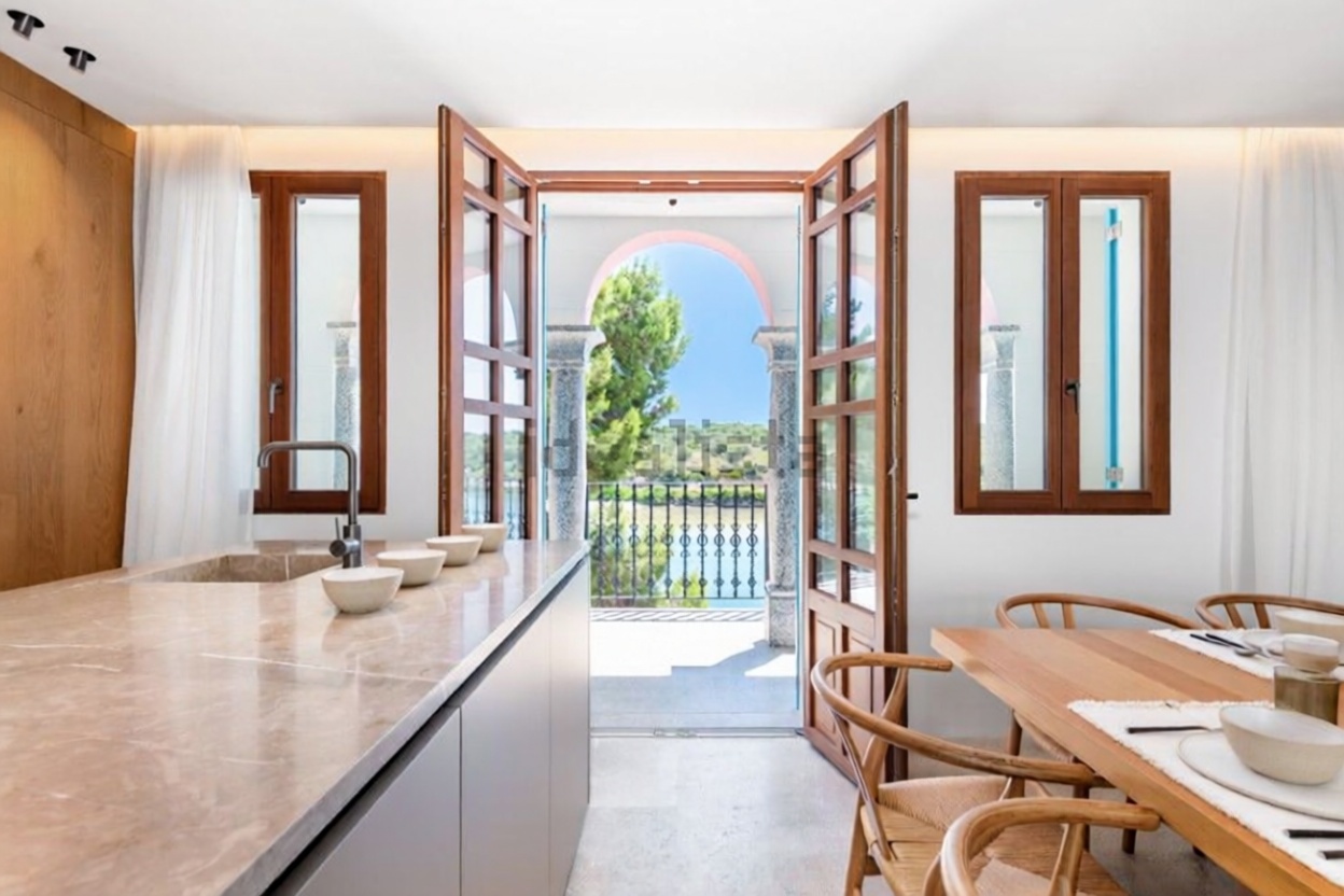 House with direct beach access in Felanitx — Kitchen