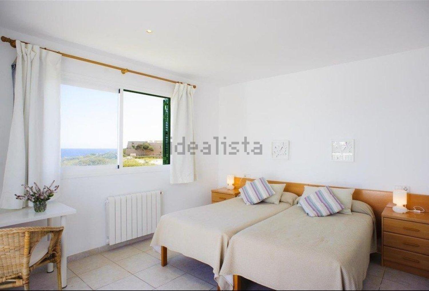 Chalet with direct beach access in Santanyí — Bedroom