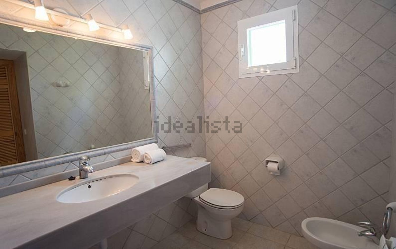Chalet with direct beach access in Santanyí — Bathroom