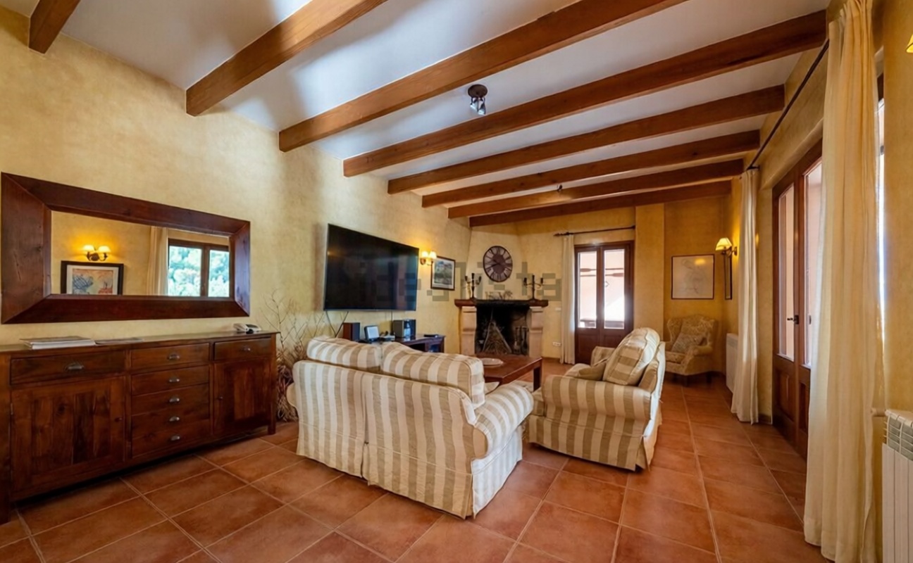 Haus mit direkter Strandzugang in Mallorca, Balears (Illes) — Wohnzimmer