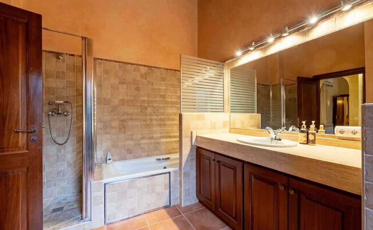 Haus mit direkter Strandzugang in Mallorca, Balears (Illes) — Bad