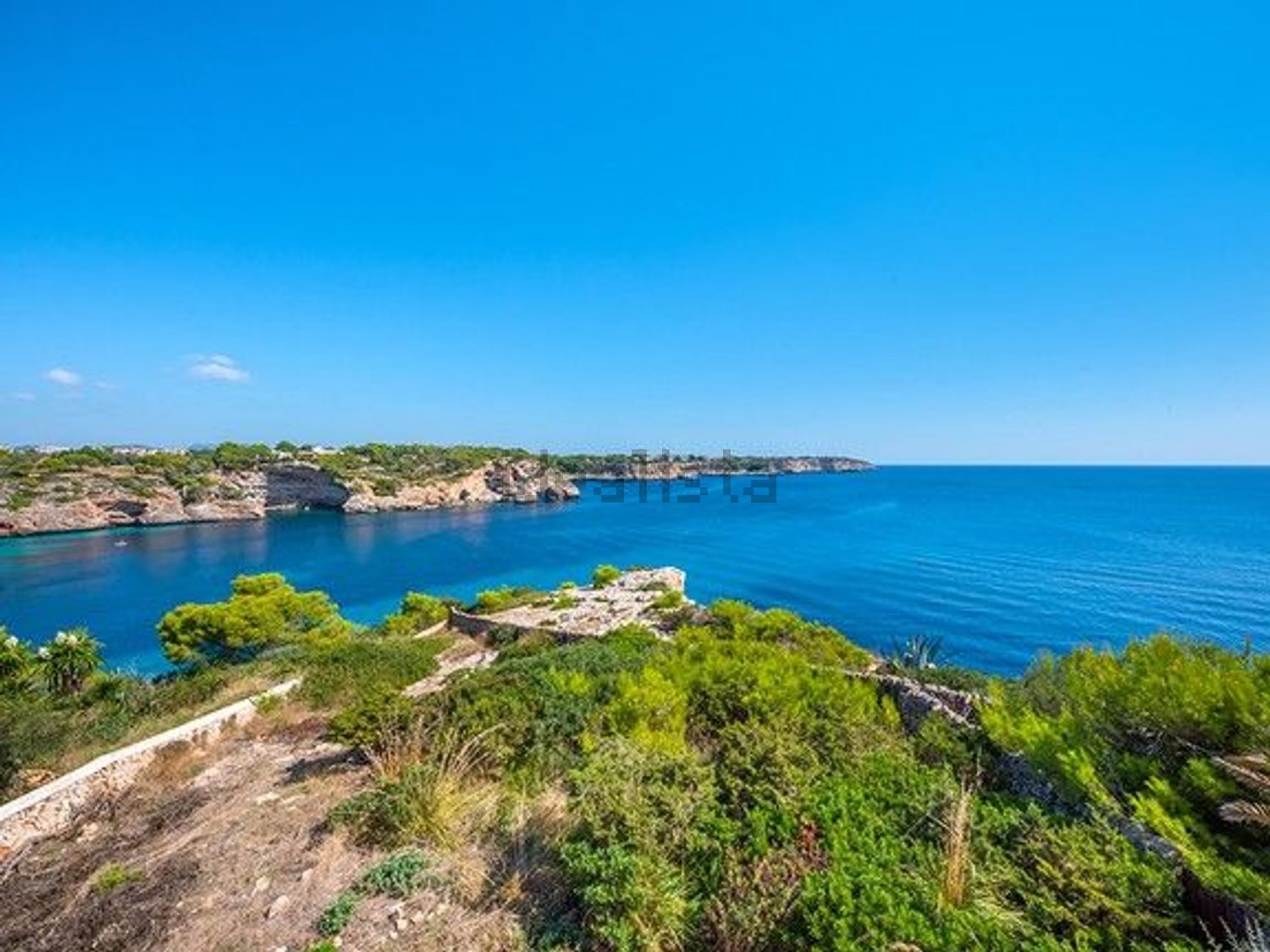 Chalet with direct beach access in Santanyí — Sea view