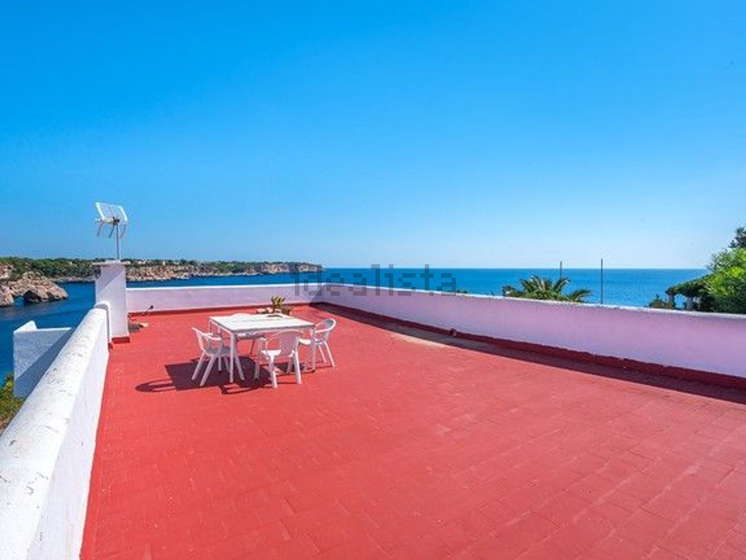 Chalet with direct beach access in Santanyí — Sea terrace