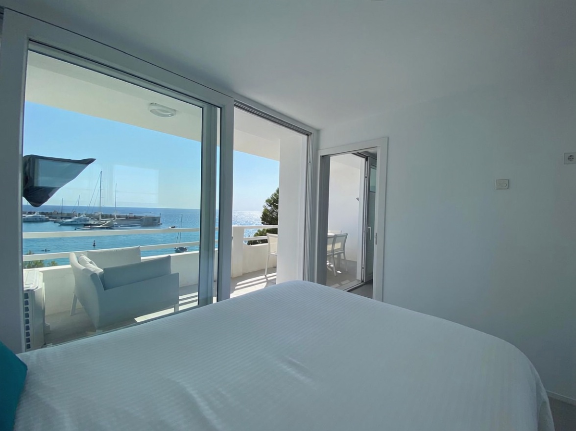 Apartamento em primeira linha de praia em Calvià — Quarto