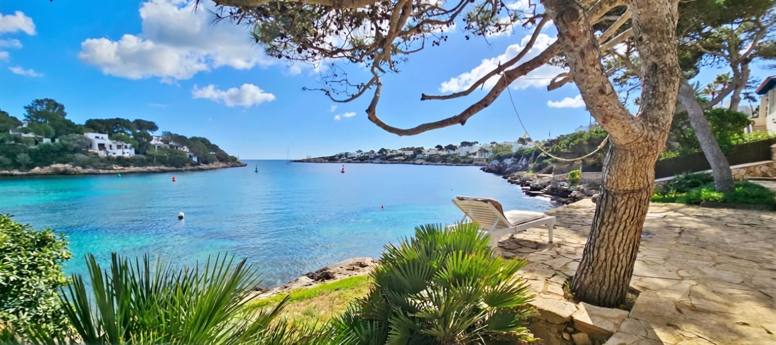 Beachfront duplex in Santanyí — Sea terrace