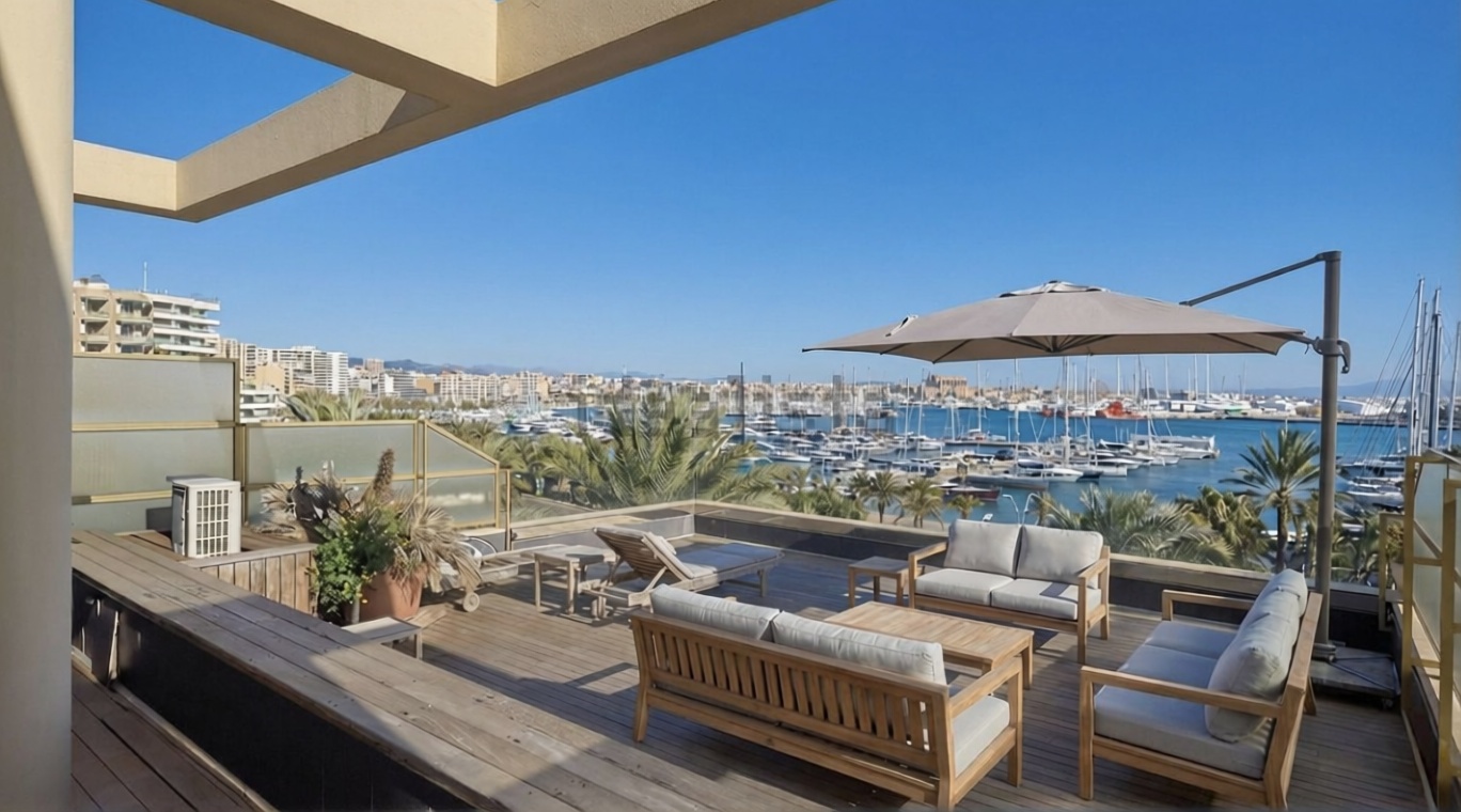 Beachfront flat in Palma de Mallorca