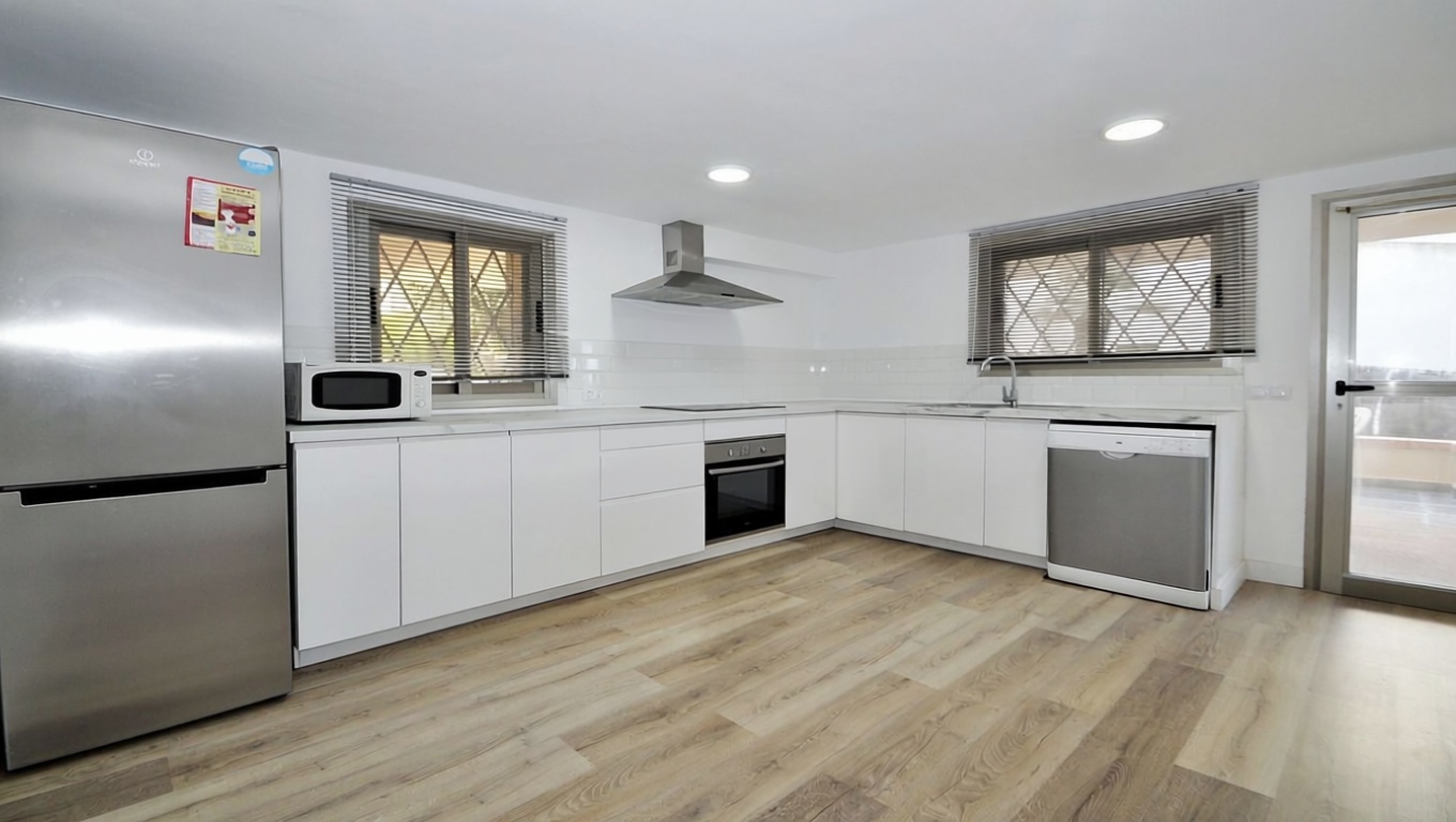 Beachfront flat in Alcúdia — Kitchen