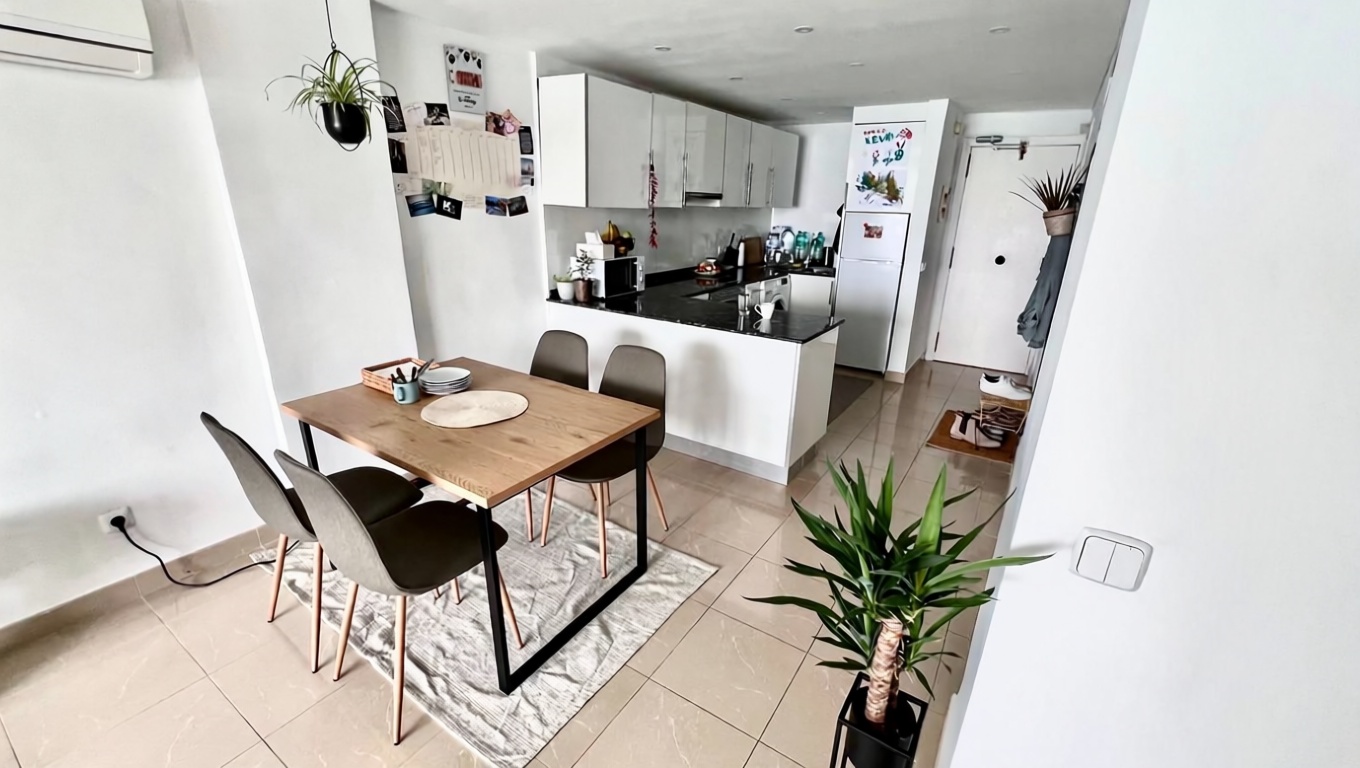 Apartamento em primeira linha de praia em Calvià — Sala jantar