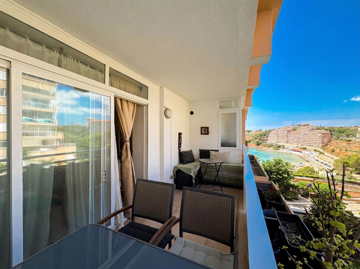 Beachfront flat in Calvià