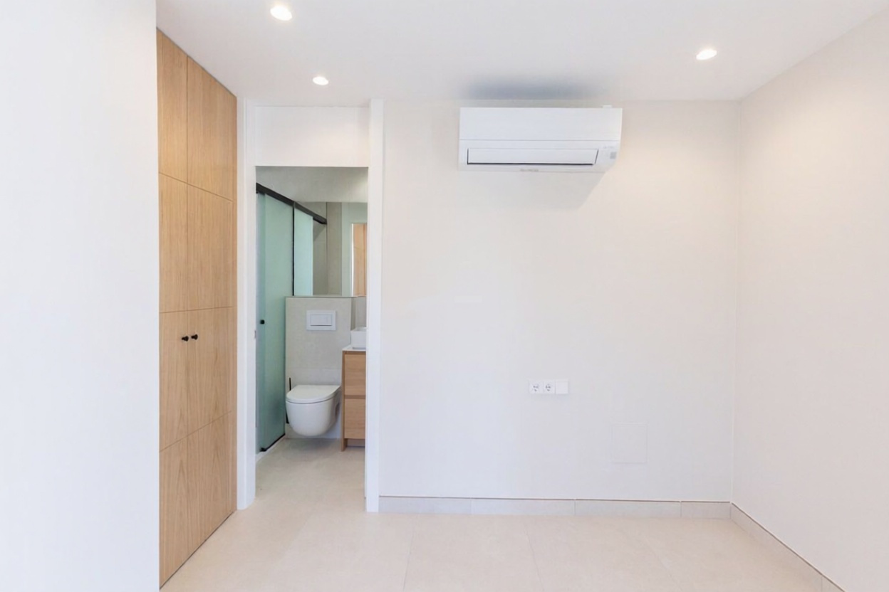 Beachfront flat in Andratx — Bedroom