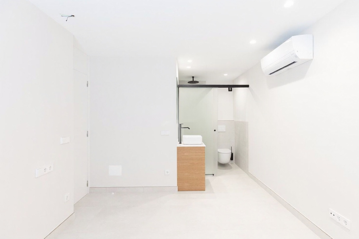 Beachfront flat in Andratx — Bathroom