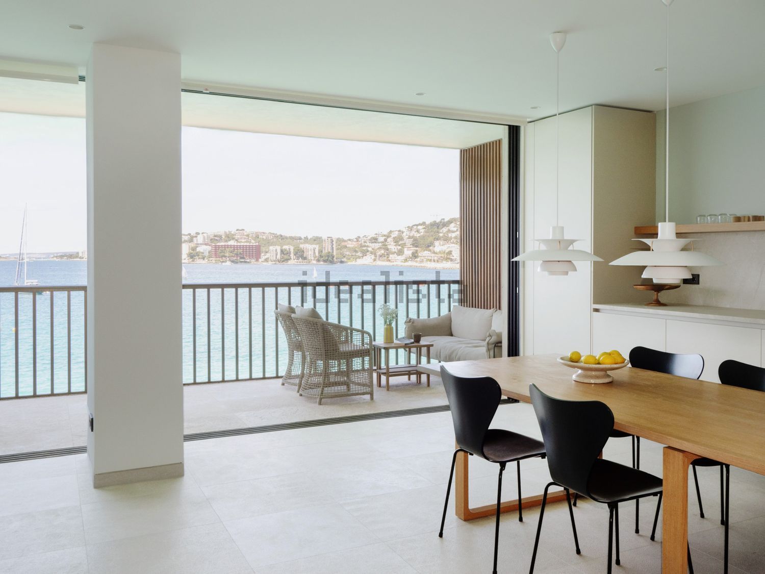 Wohnung zum Verkauf in direkter Strandlage in Palma de Mallorca