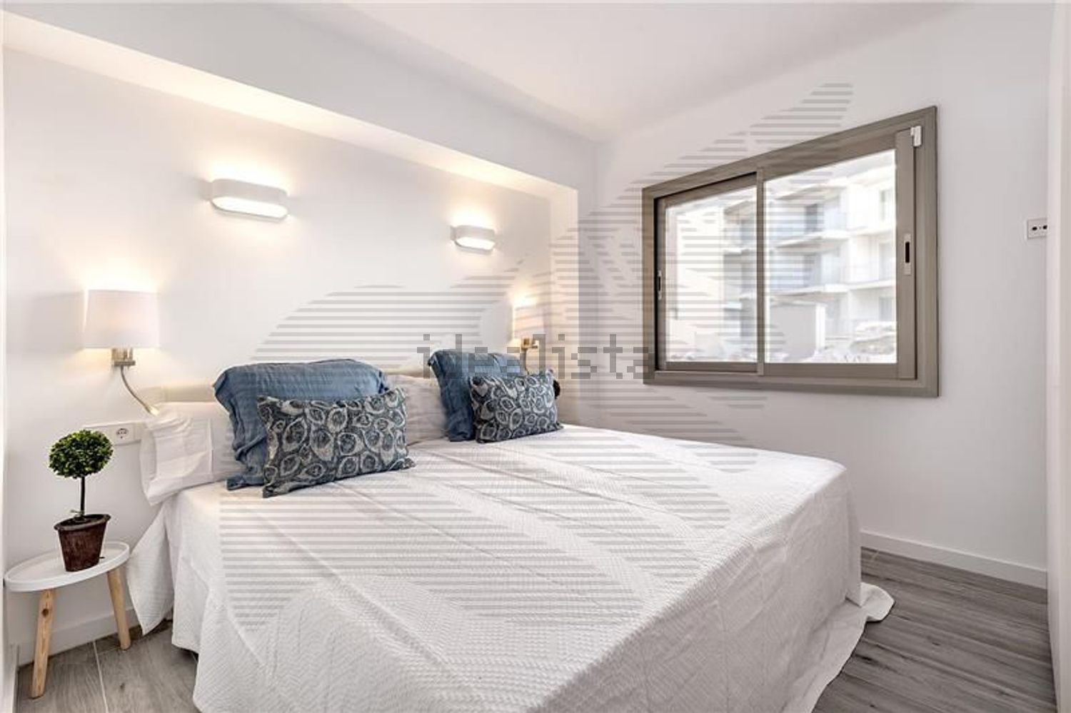 Apartamento em primeira linha de praia em Palma de Mallorca — Quarto