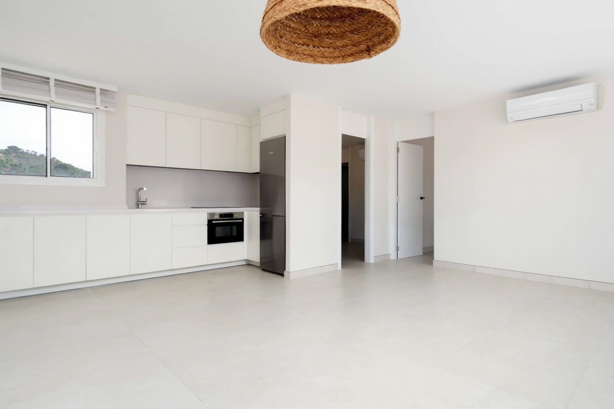 Beachfront flat in Andratx — Kitchen