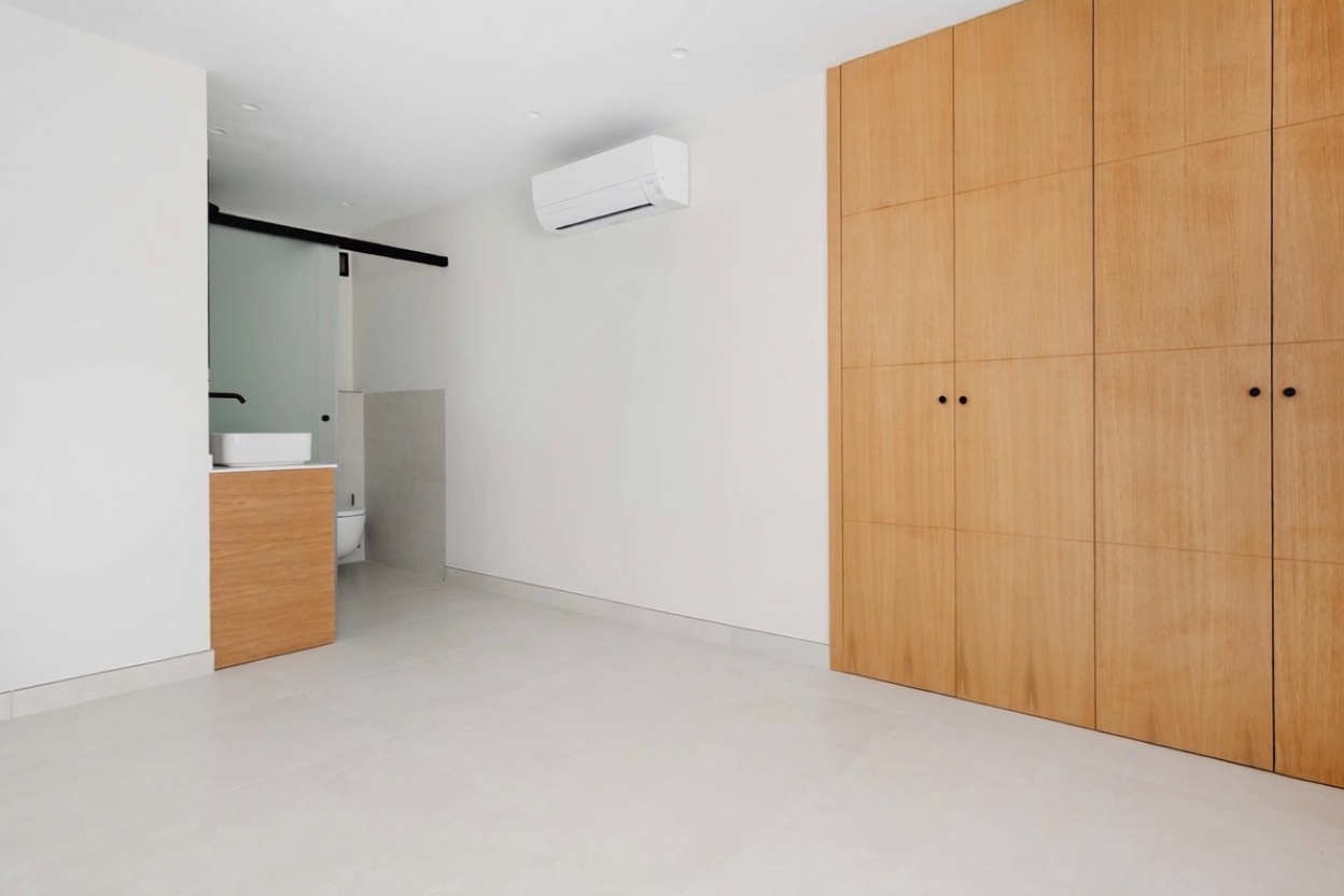 Beachfront flat in Andratx — Bedroom