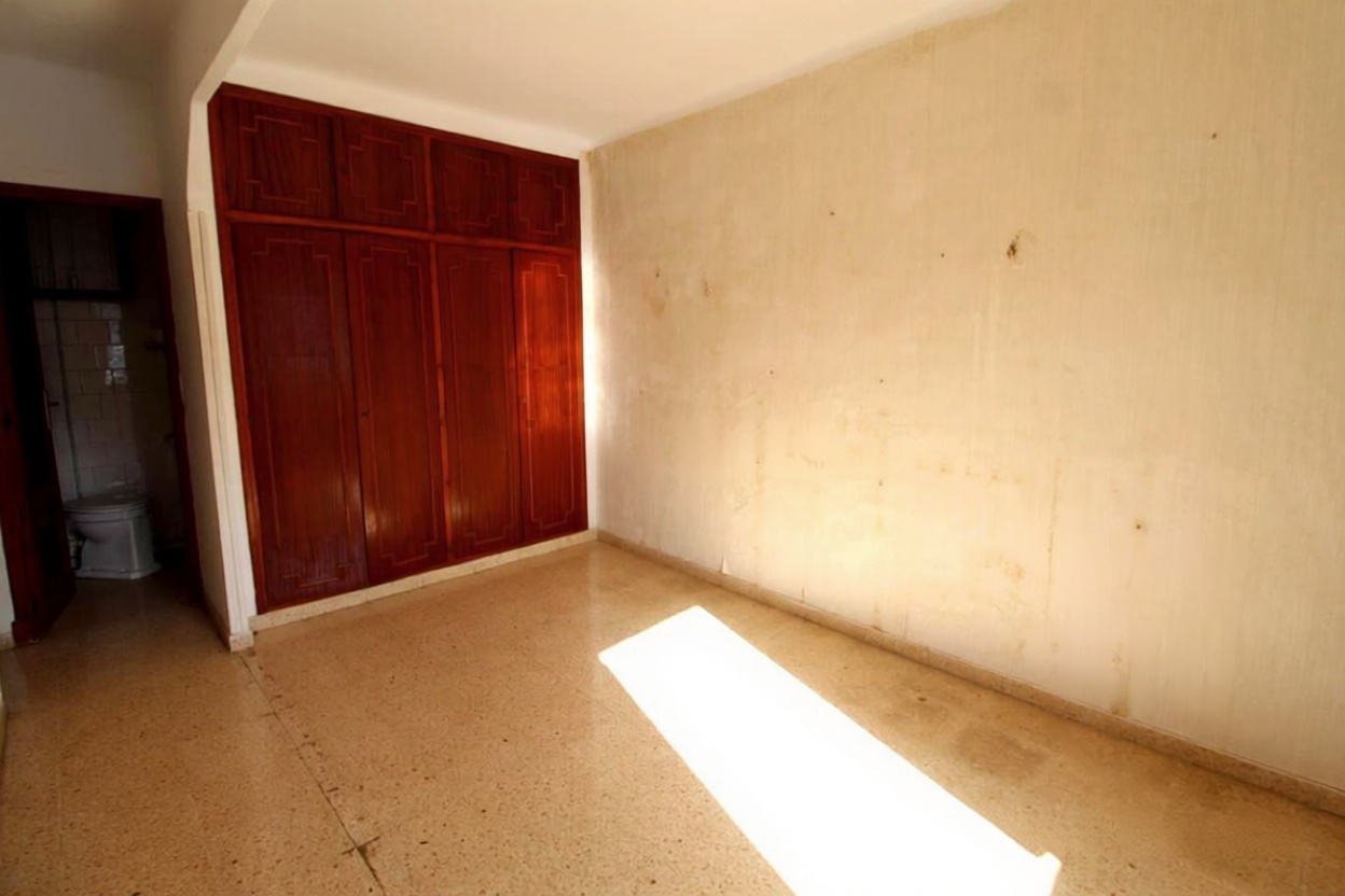 Beachfront flat in Soller — Living room