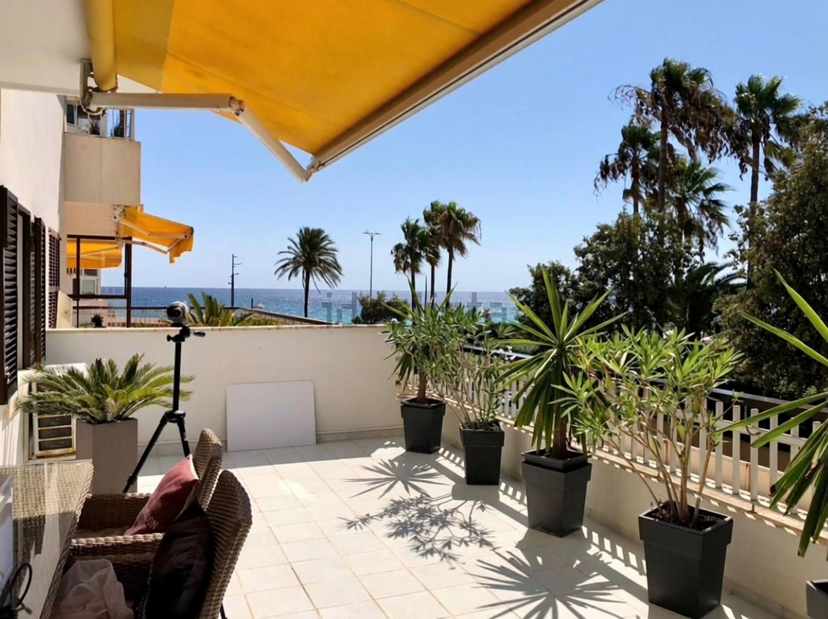 Wohnung in erste Strandlinie in Cala Millor — Meerterrasse
