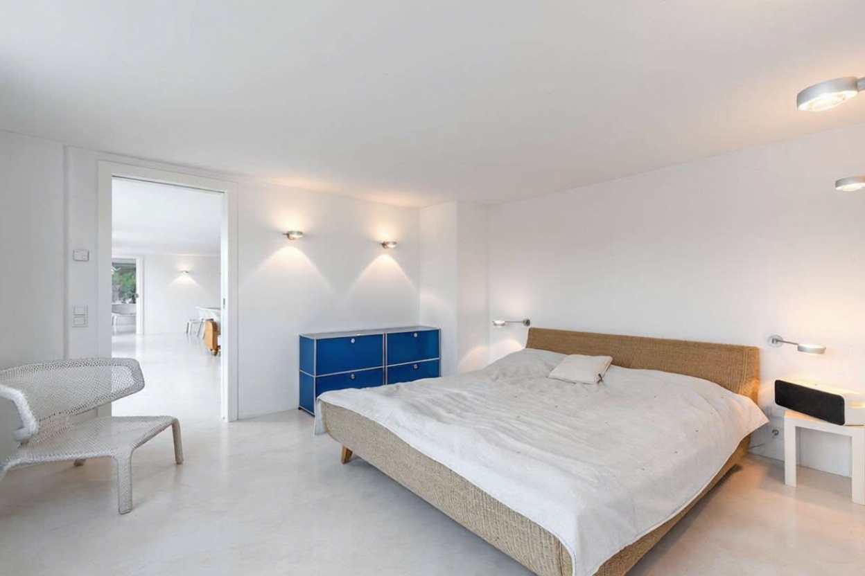 Beachfront flat in Andratx — Bedroom