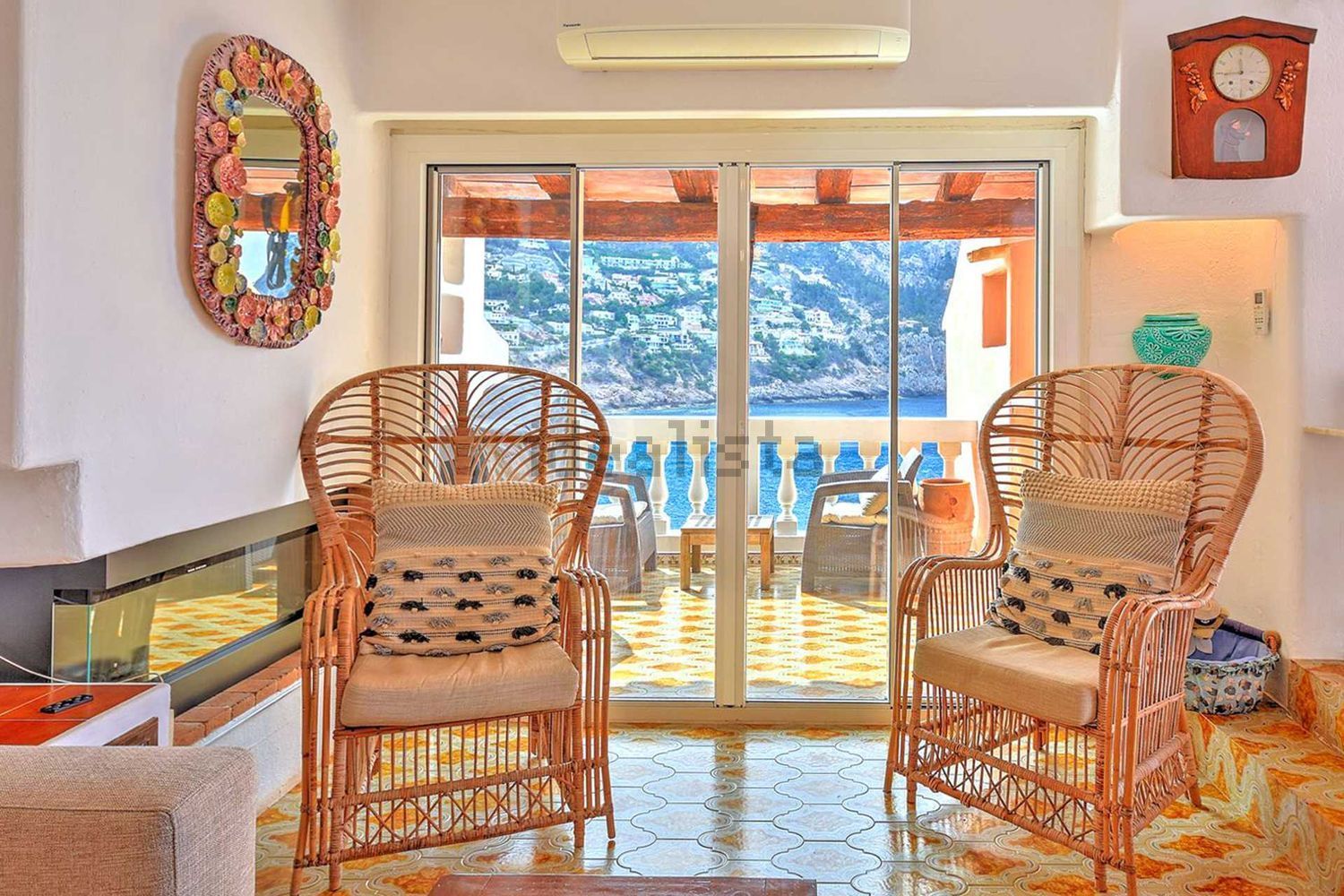 Ático em primeira linha de mar em Andratx — Sala