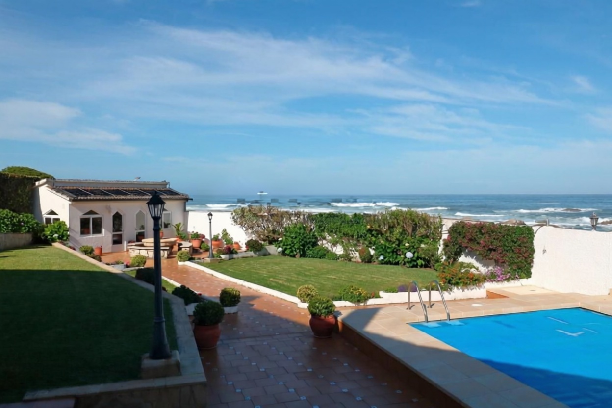 Chalet with direct beach access in Pontevedra — Sea view
