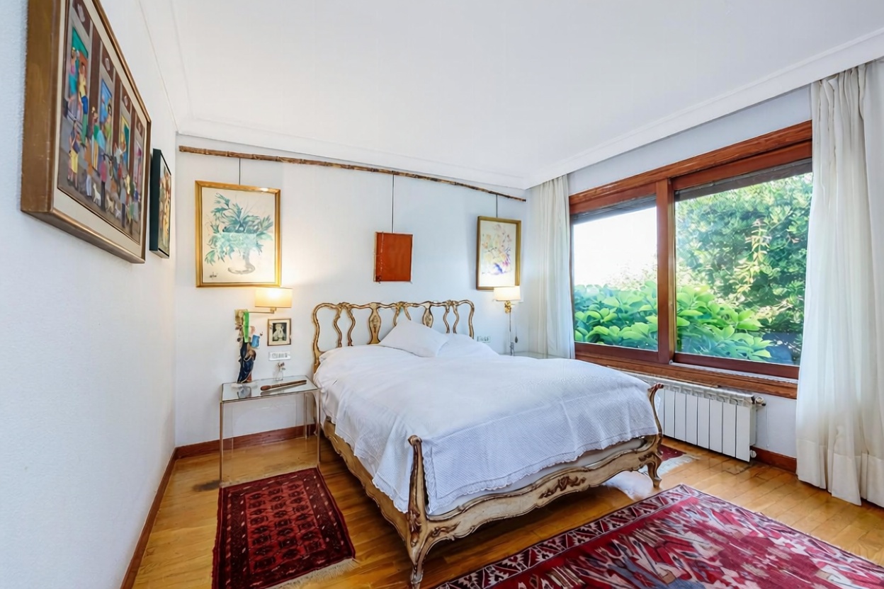 Chalet with direct beach access in Vigo — Bedroom
