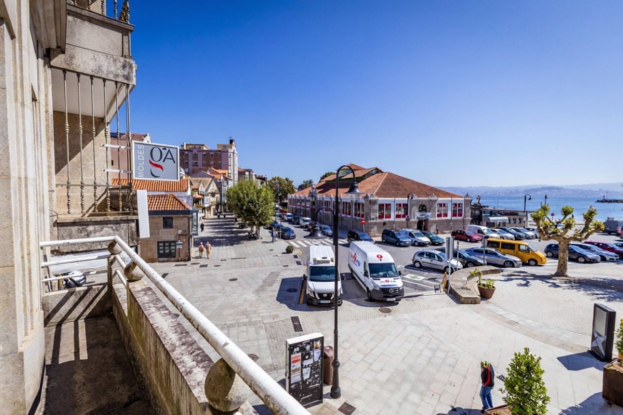 Chalet with direct beach access in Cangas