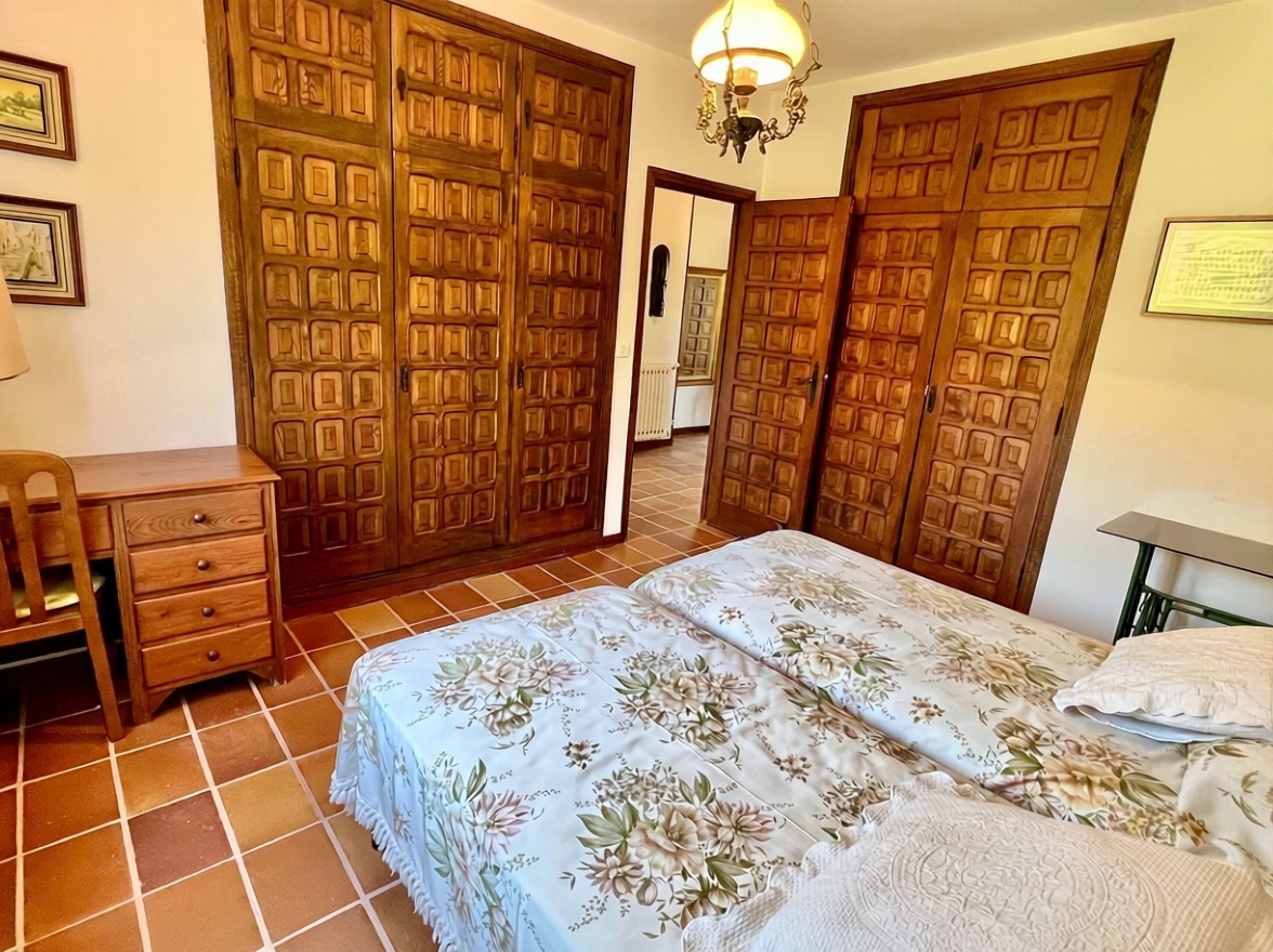 Chalet avec accès direct à la plage à Combarro — Chambre