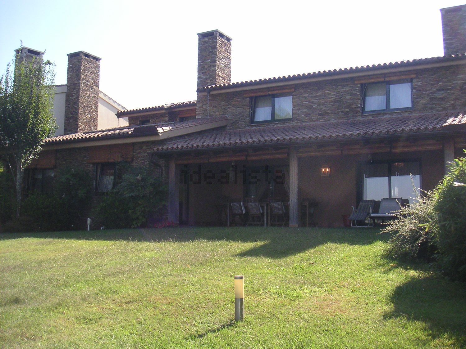 Chalet for sale with direct beach access in O Grove