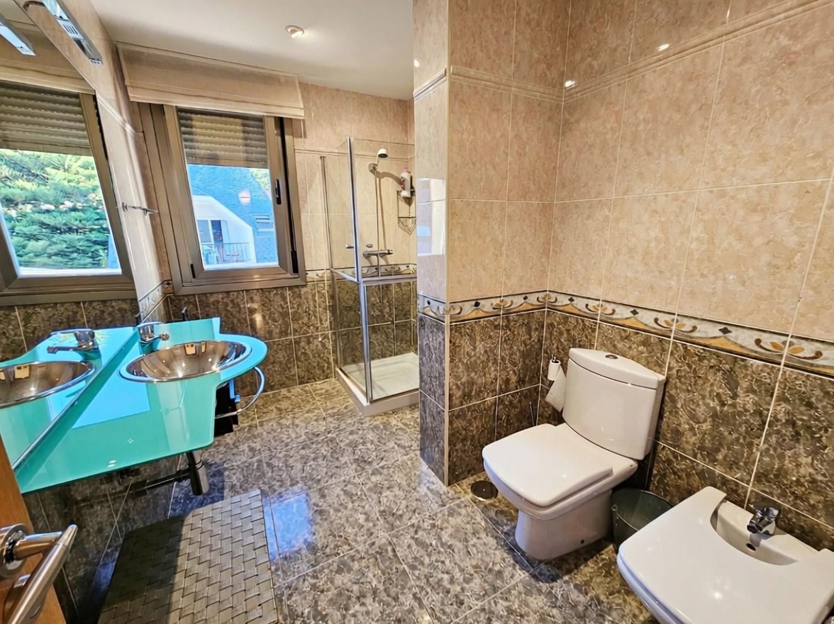Chalet avec accès direct à la plage à Sanxenxo — Sanitaires