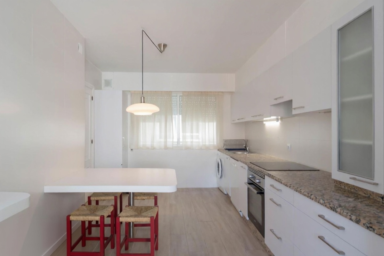 Appartement en première ligne de plage à Sanxenxo — Cuisine