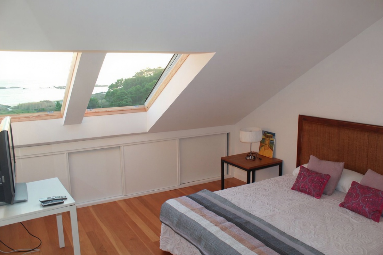 Duplex em primeira linha de praia em O Grove — Quarto