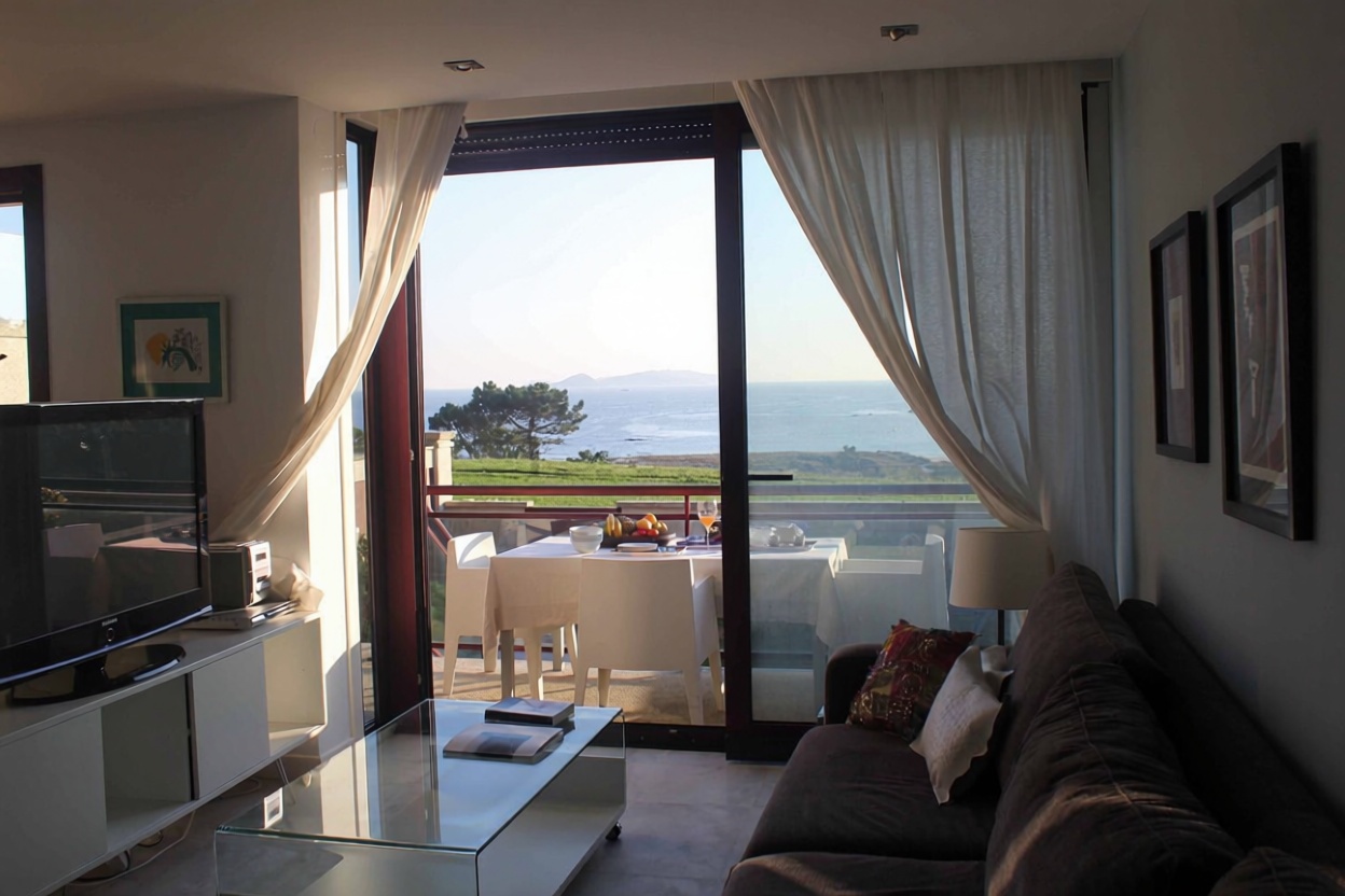 Duplex em primeira linha de praia em O Grove — Sala