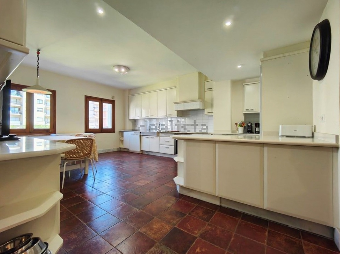 Appartement en première ligne de plage à Sanxenxo — Cuisine