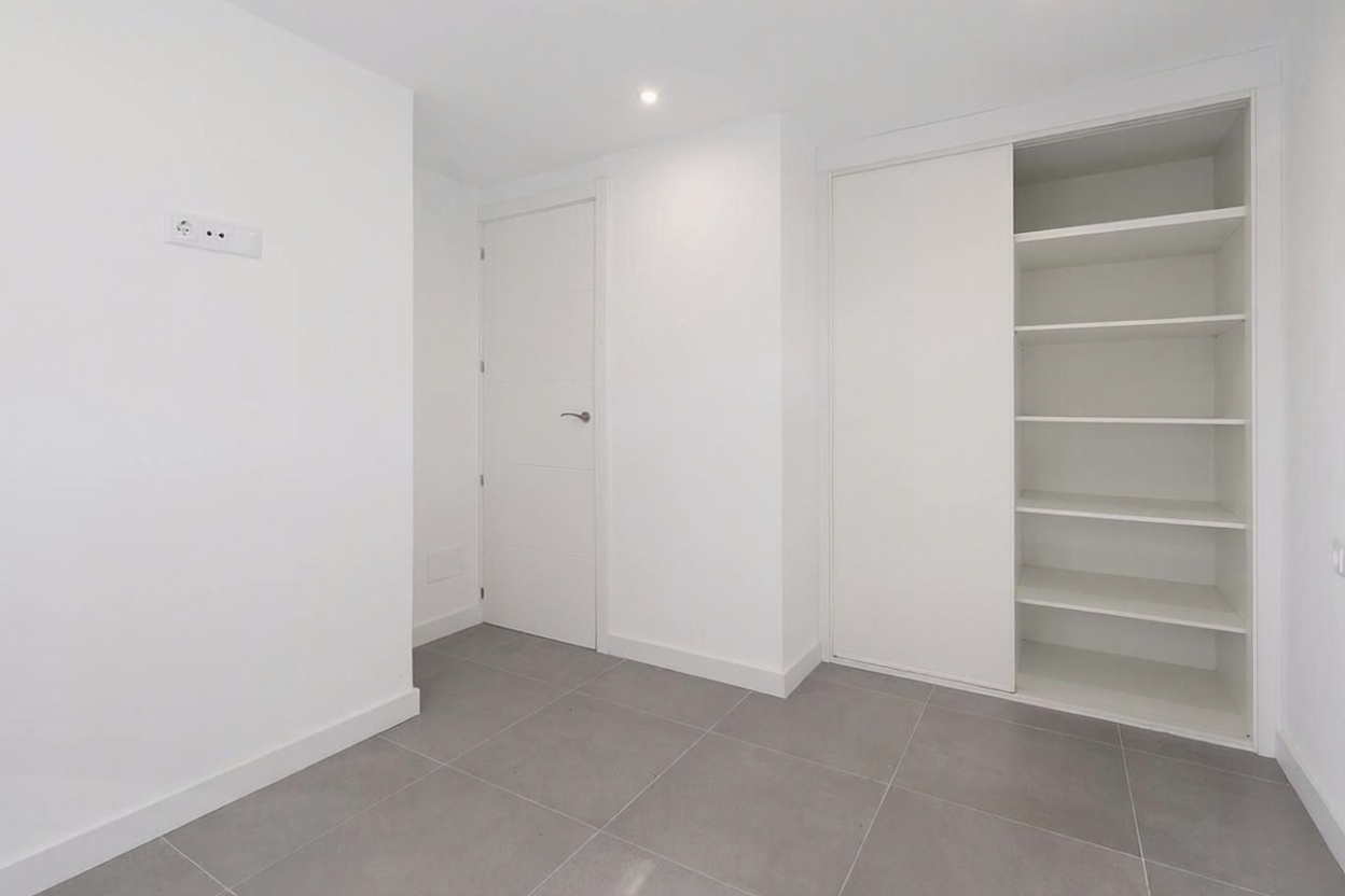 Appartement en attique en première ligne de mer à Sanxenxo — Chambre