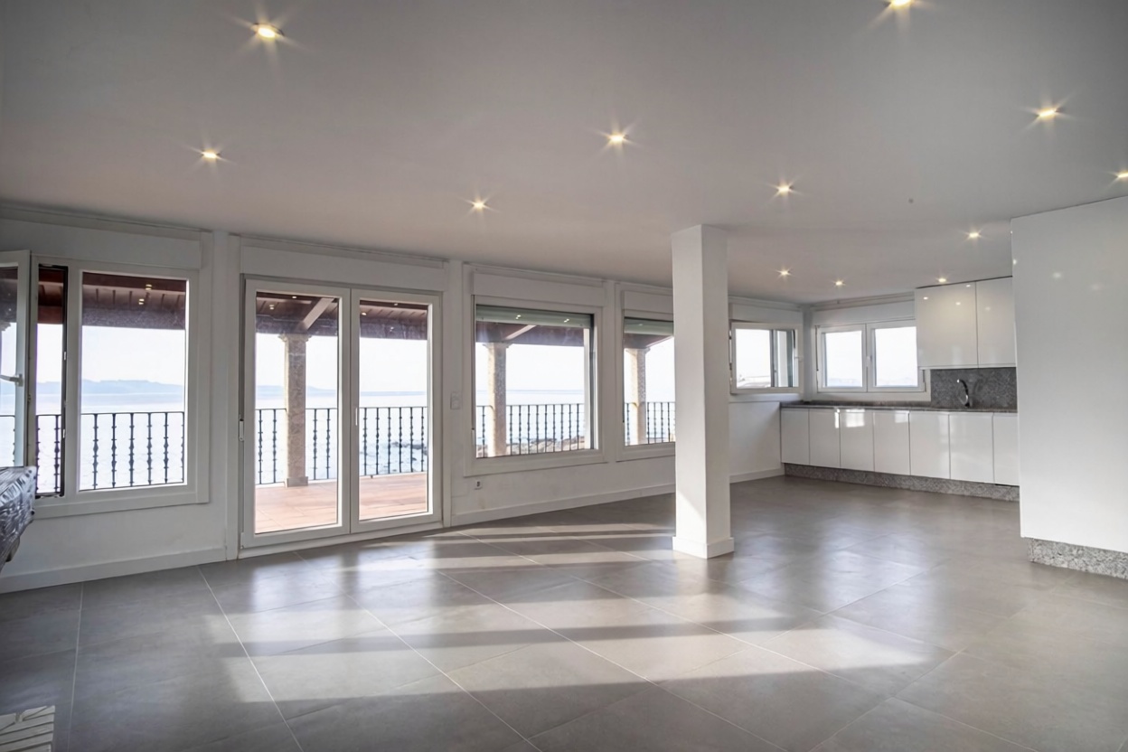 Appartement en attique en première ligne de mer à Sanxenxo — Séjour