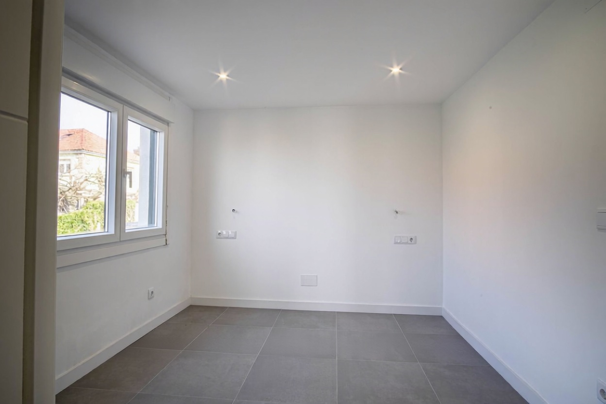 Appartement en attique en première ligne de mer à Sanxenxo — Chambre