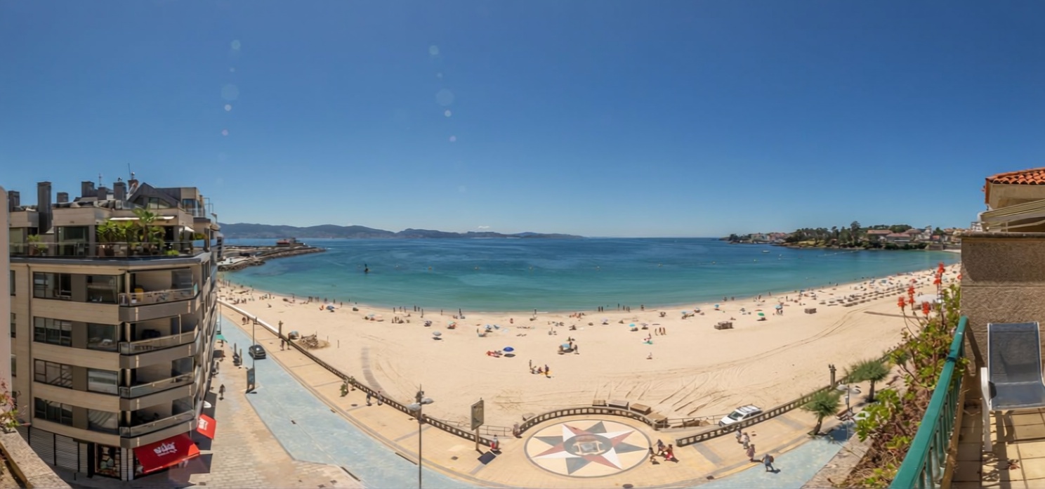 Ático em primeira linha de mar em Sanxenxo — Vista mar