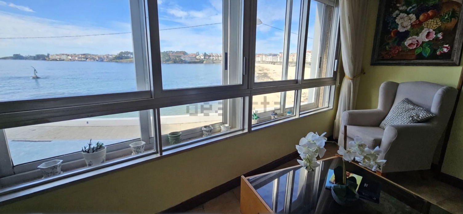 Apartamento em primeira linha de praia em Sanxenxo