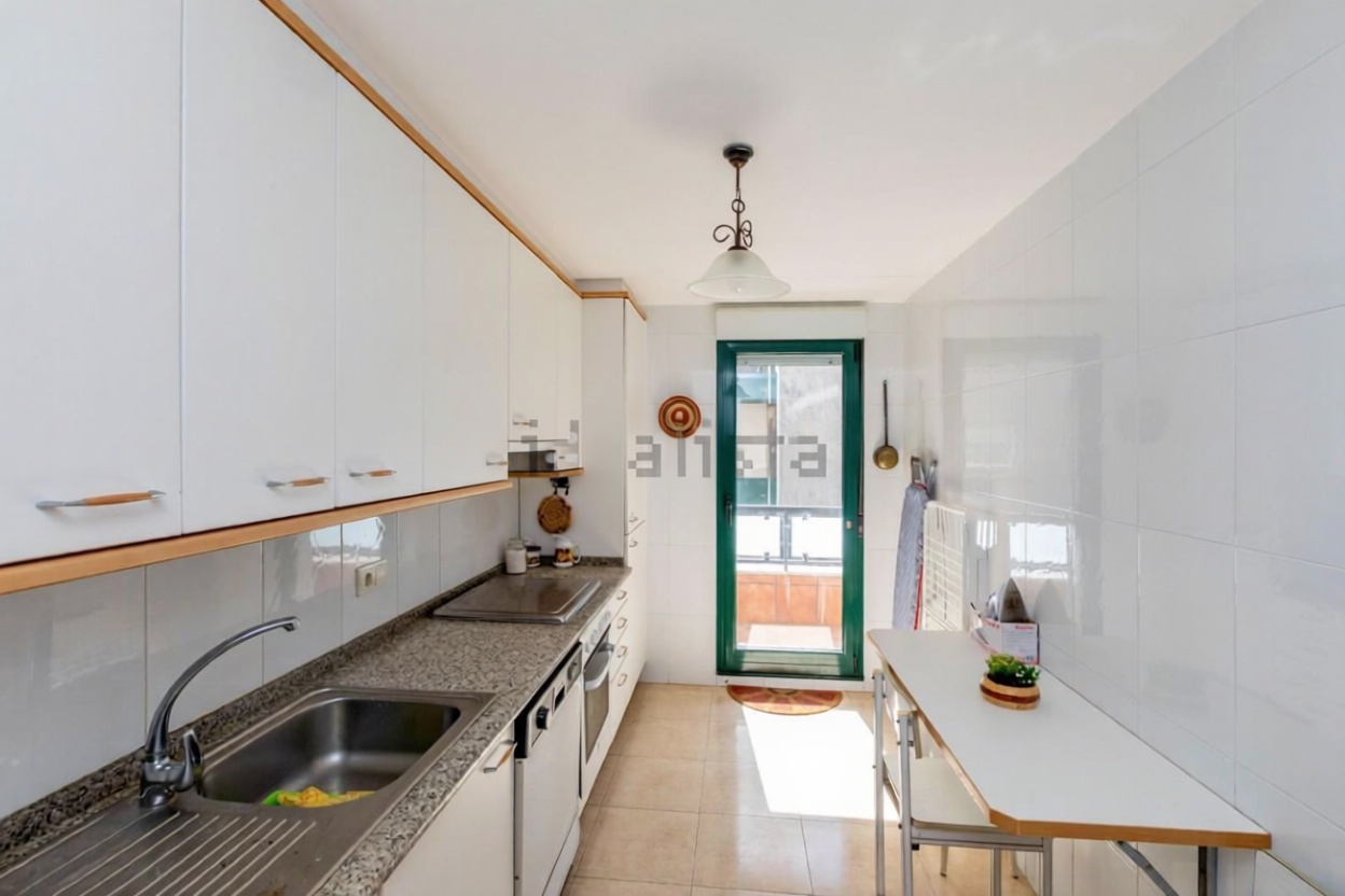 Appartement en première ligne de plage à Sanxenxo — Cuisine