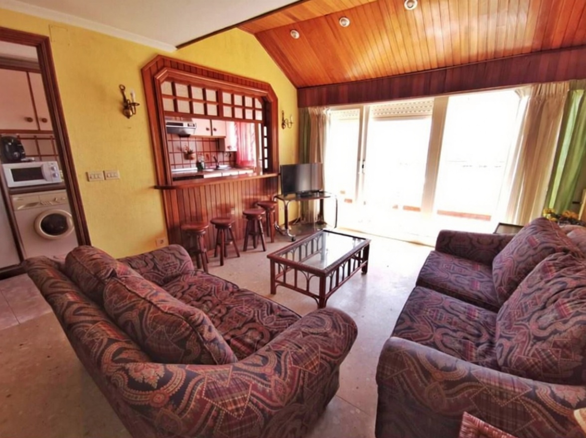 Beachfront duplex in Sanxenxo — Living room