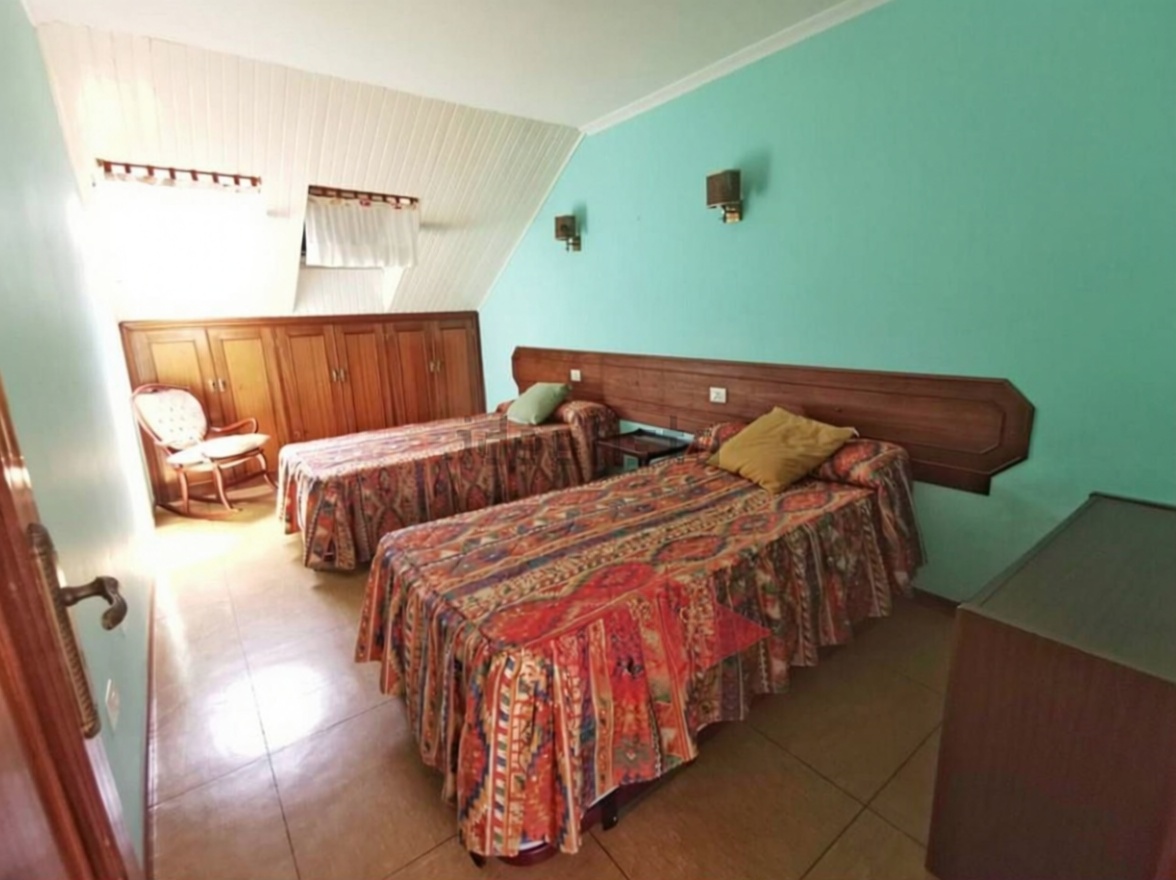 Beachfront duplex in Sanxenxo — Bedroom