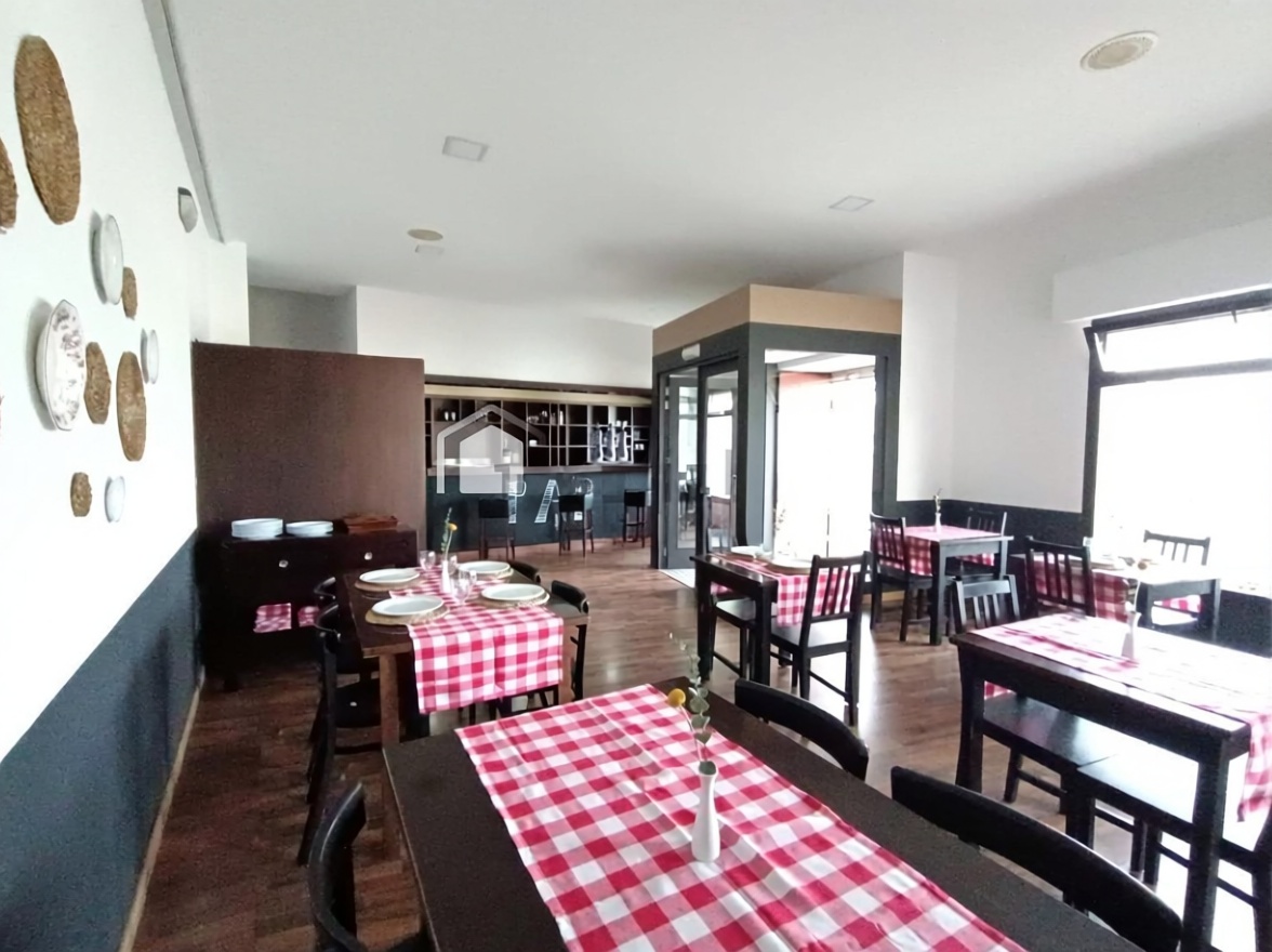 Chalet with direct beach access in O Grove — Dining room