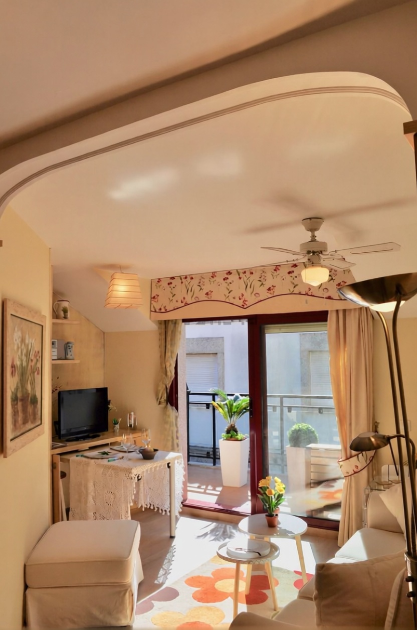 Seafront attic in Sanxenxo — Living room