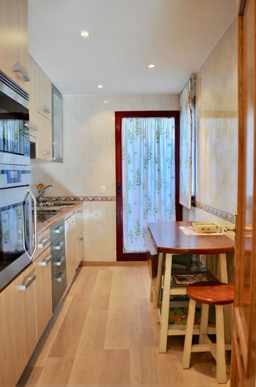 Seafront attic in Sanxenxo — Kitchen