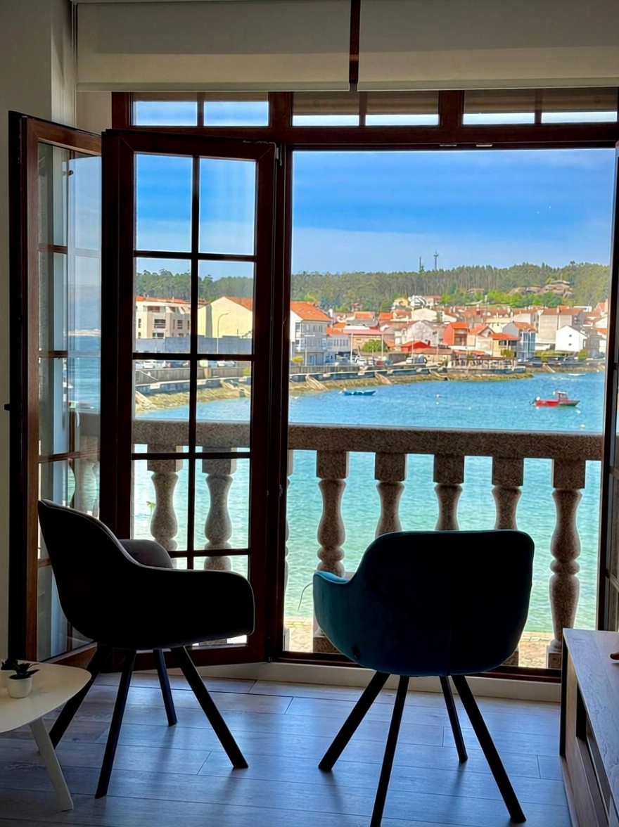 Apartamento em primeira linha de praia em Illa de Arousa