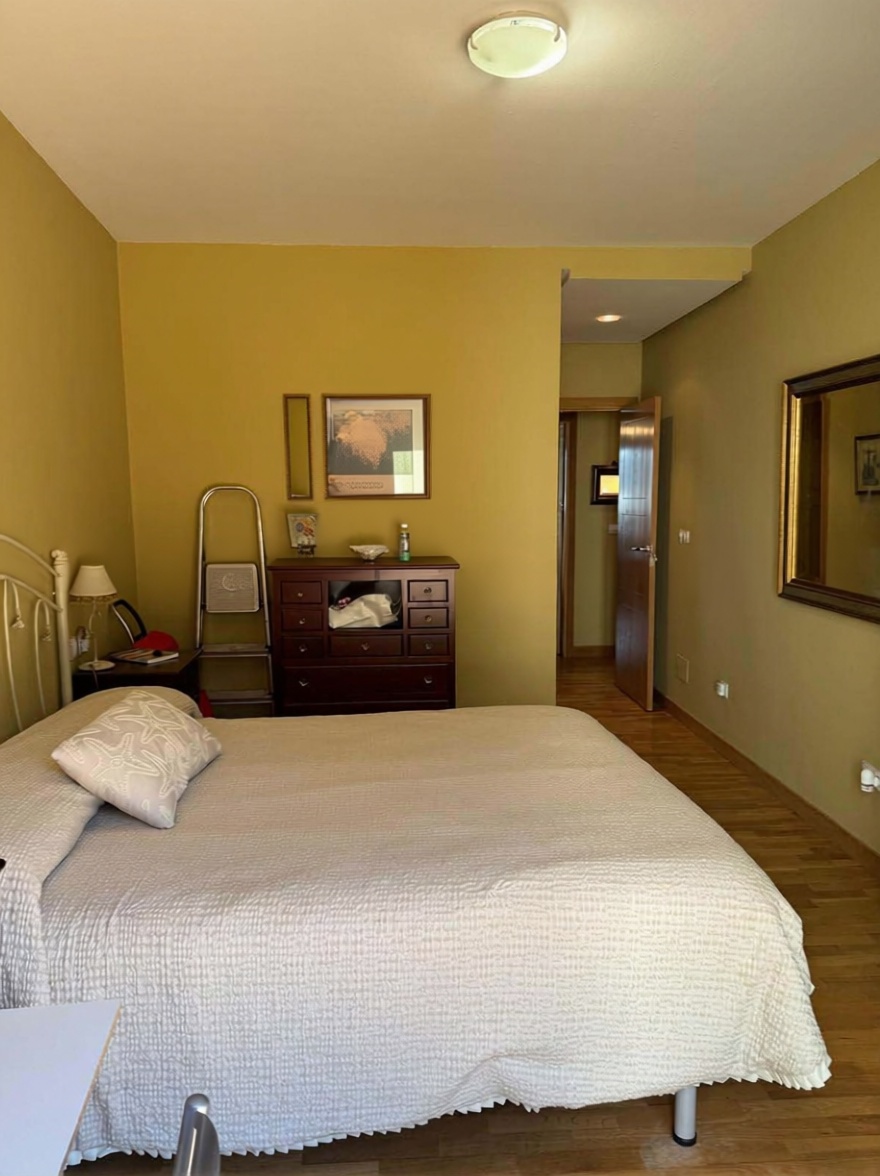 Appartement en première ligne de plage à O Grove — Chambre