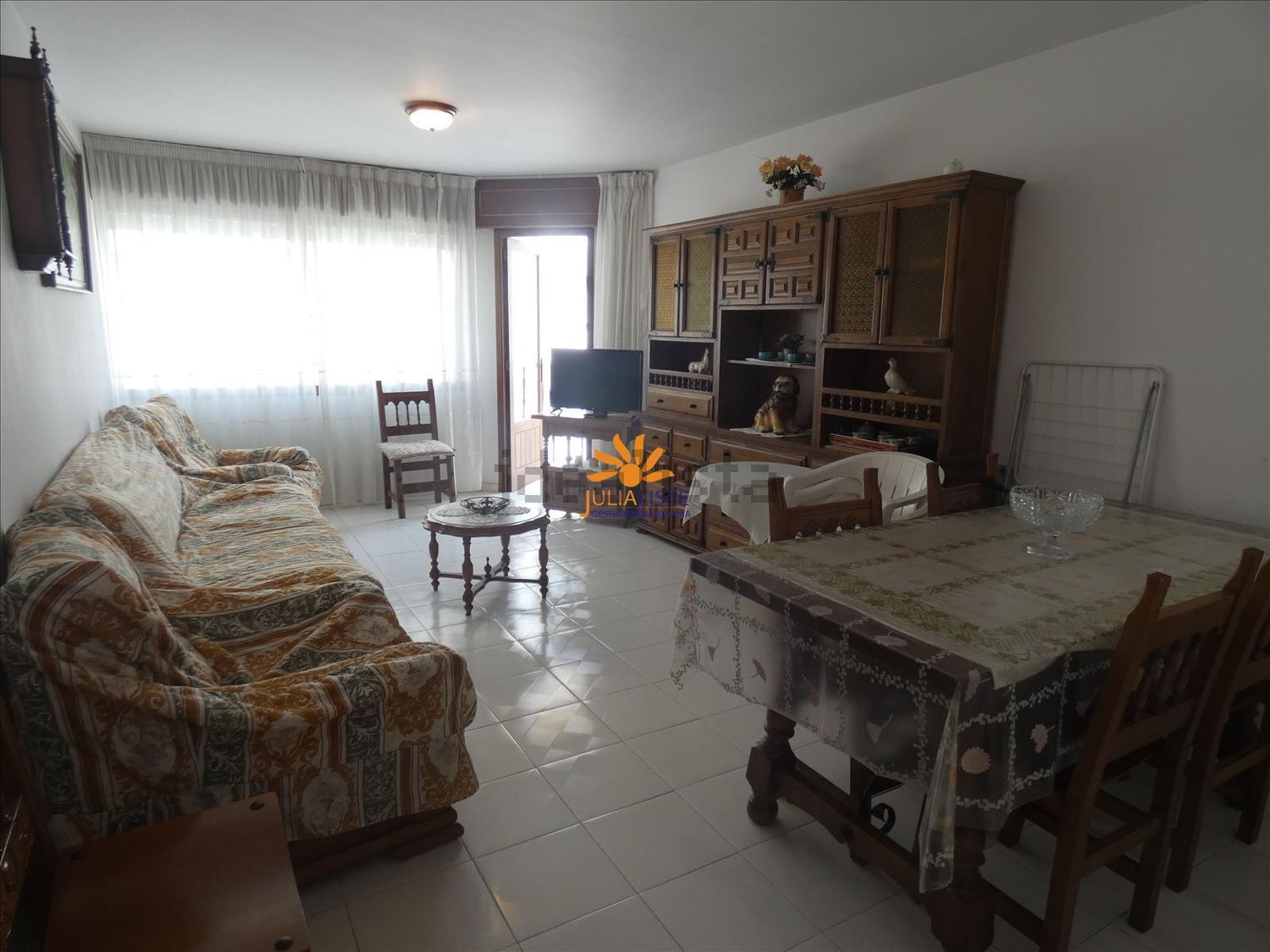 Appartement en première ligne de plage à Sanxenxo — Séjour