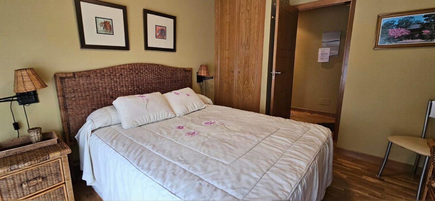 Beachfront flat in O Grove — Bedroom