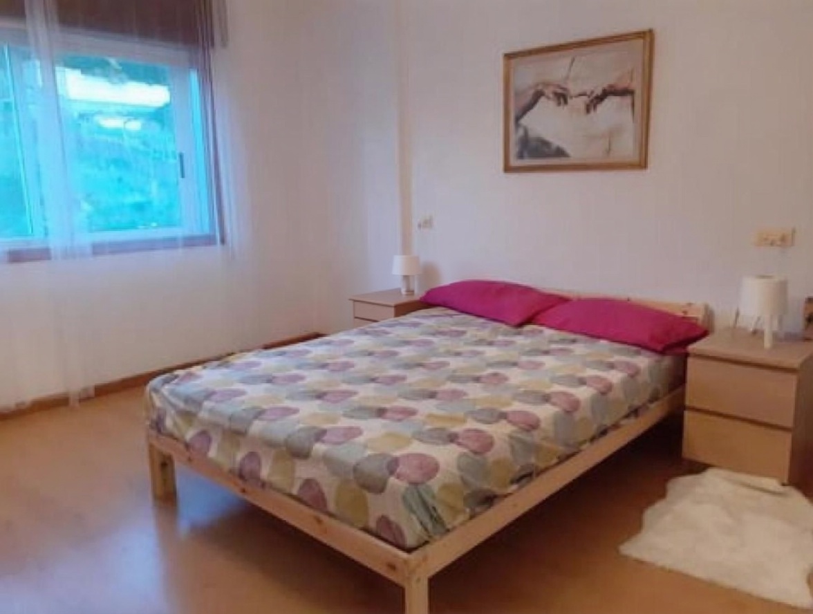 Beachfront flat in Vilagarcía de Arousa — Bedroom