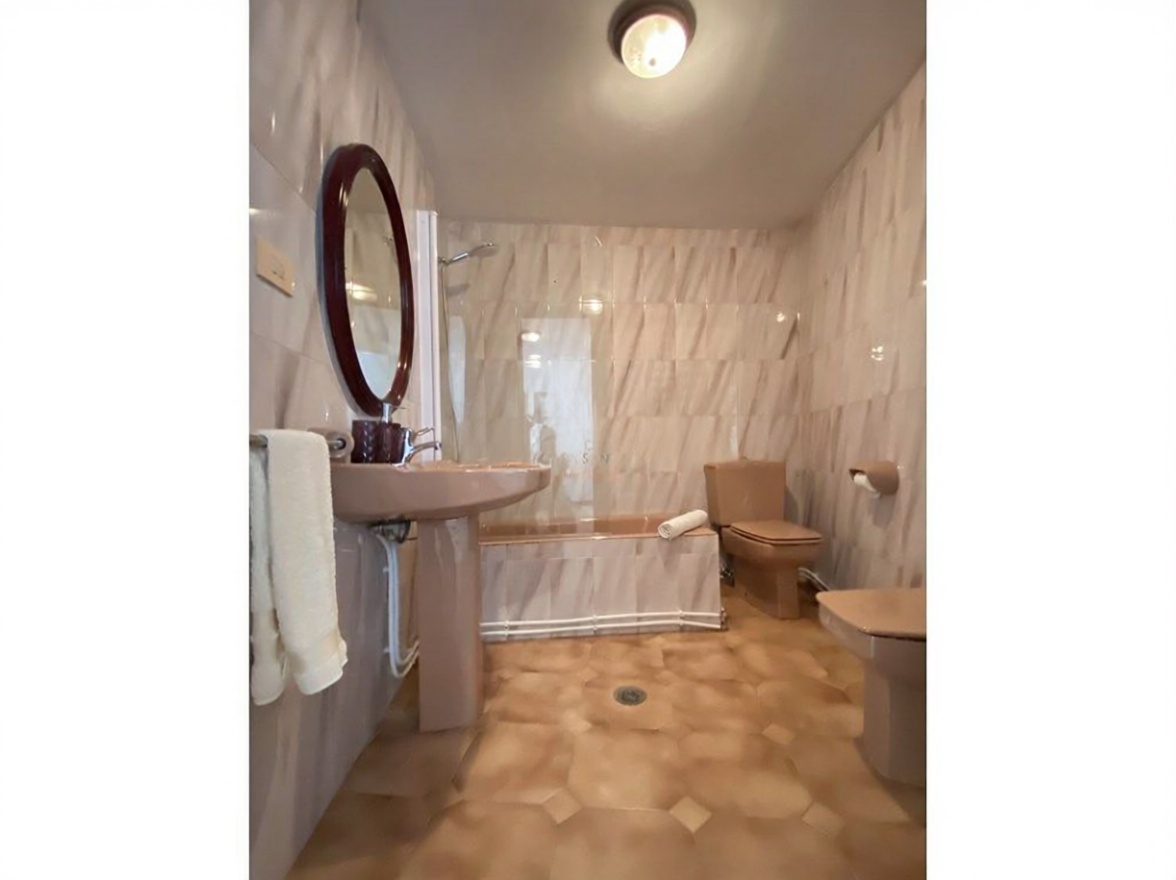 Chalet com acesso direto à praia em Ribeira — Quarto